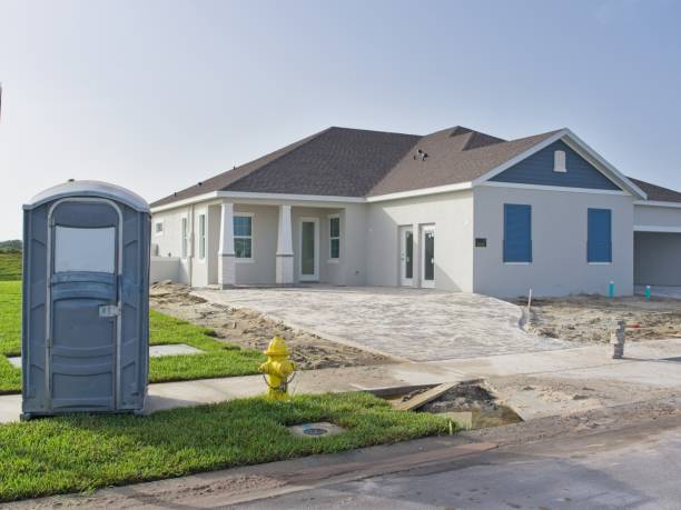 Best Portable restroom trailer rental  in Roselle Park, NJ